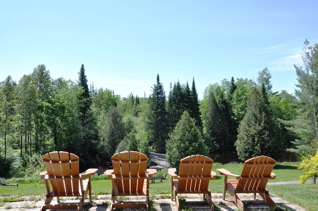 La Petite Auberge De Jouvence Magog Kültér fotó