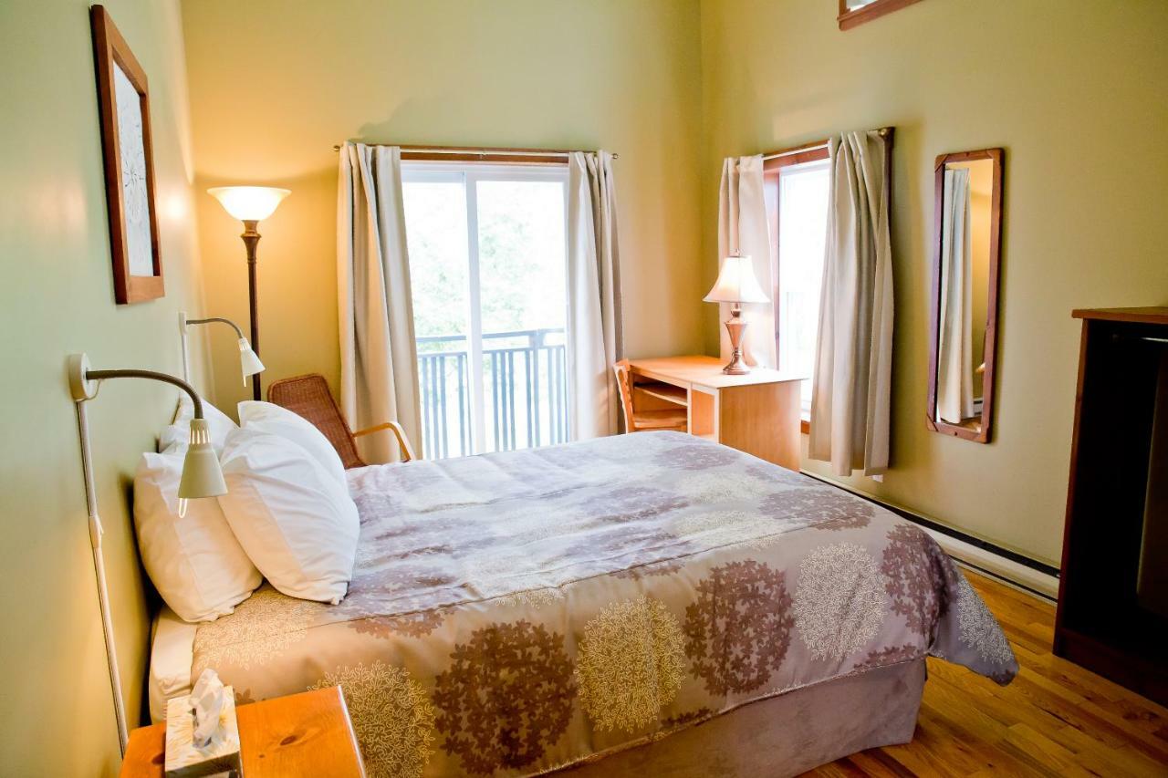 La Petite Auberge De Jouvence Magog Kültér fotó