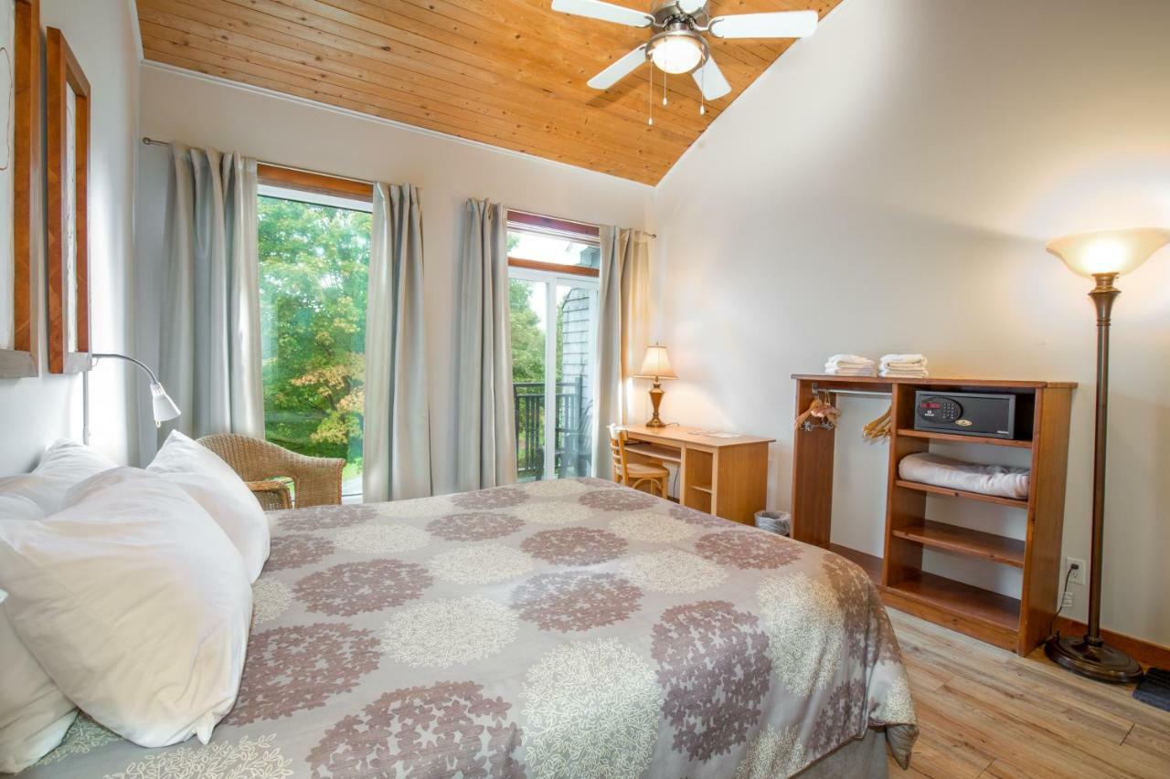 La Petite Auberge De Jouvence Magog Kültér fotó